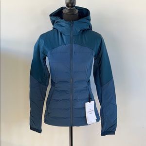 Lululemon down for it all jacket